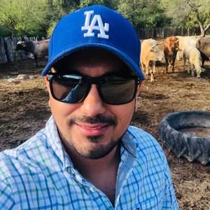 Meet your Posher, Gerardo